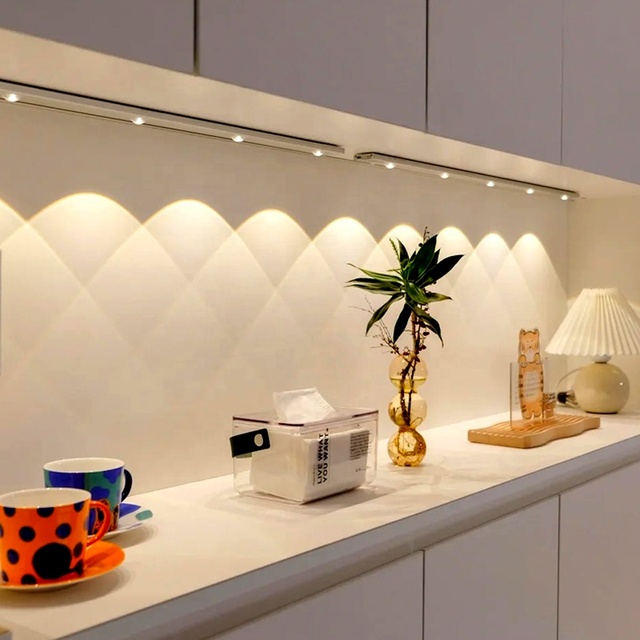 LED Night Light 40/60/80CM Under Cabinet Lamp PIR Motion Sensor Wireless Rechargeable Cabinet Kitchen Wardrobe Indoor Lighting