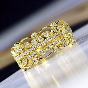 Anello Vintage in Pizzo Traforato per Donne, Motivo Artistico Romantico, Fascia Geometrica - Product Image 1