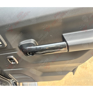 มือจับประตูภายในมีไฟ LED หลายสีให้แสงสว่างภายในตัวสำหรับ Suzuki Jimny <span class=keywords><strong>2019</strong></span> + ที่ครอบกรอบประตู - Product Image 3