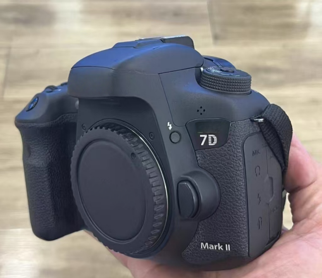 20MP 7D Mark II Digital Camera APS-C CMOS Sensor 7D II Camera Body FHD Camera