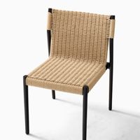 Chaise de patio en rotin avec cadre en métal noir, mobilier d'extérieur moderne pour jardin, balcon, style Japandi, rotin naturel, imperméable