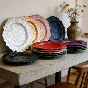 Assiettes de présentation en plastique de 13 pouces, bord festonné irrégulier, couleur or rose, avec motif floral récifal, pour dîner, mariage, décoration de fête - Product Image 1
