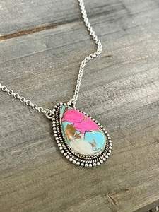 Algodón caramelo Mojave lágrima colgante plata esterlina joyería hecha a mano - Product Image 2