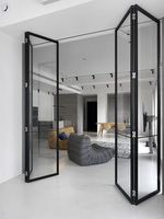 Porte en acier pliante industrielle automatique au design moderne personnalisé de haute qualité