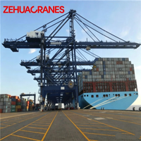 Grue à portique polyvalente pour quai |   Conçu pour une utilisation en terminal 24h/24 et 7j/7, testé contre la fatigue (4 millions de cycles), protection de qualité marine.
