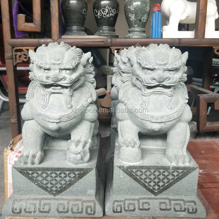 中国アンティーク 石塀 彫刻 福の神(?) 、蓮 中国アンティーク 石塀 彫刻 福の神(?) 、蓮