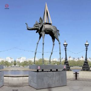 Classique Célèbre En Plein Air Surréalisme Bronze Saint Tuant Le Dragon <span class=keywords><strong>Sculpture</strong></span> - Product Image 6