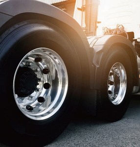 Neumático de camión sólido sin cámara TH Conti Scandinavia HD3 para carga pesada, resistente al desgaste, 315/80R22.5 12.00R20, para transporte agrícola, venta al por mayor de fábrica - Product Image 2