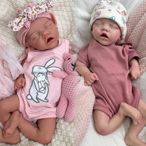 <span class=keywords><strong>Poupée</strong></span> <span class=keywords><strong>Reborn</strong></span> Fille Noire <span class=keywords><strong>de</strong></span> 45CM Flexible, Corps Souple en Silicone Platine, <span class=keywords><strong>Poupée</strong></span> Nouveau-Né Réaliste Endormie Qui Peut Prendre une Tétine - Product Image 1