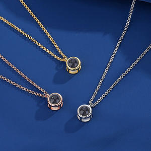 Giveluck Kinderen Roestvrij Staal Ronde Hanger Ketting Custom Geprojecteerde Afbeelding Christelijk Religieus Groothandel Beschikbaar - Product Image 1