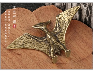 ของตกแต่งรูปไดโนเสาร์พีทีโรซอร์ทองเหลือง 1 ชิ้น ของตกแต่งสำนักงาน ของประดับตกแต่ง - Product Image 6