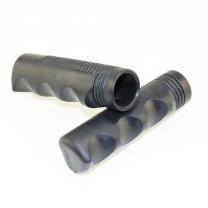 22 accessoires de fauteuil roulant de poignée de tube avec des gants de PVC poignée en plastique produits en caoutchouc de qualité de manchon - Product Image 1