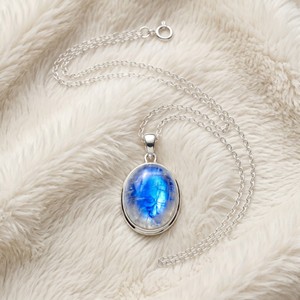 Colliers pendentifs en argent plaqué OEM/ODM en gros, bijoux ovales en pierre de lune pour femmes - Product Image 2