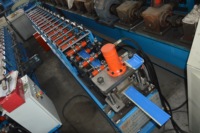 Machine de formage de rouleaux pour porte à enroulement en tôle galvanisée avec moteur 380V