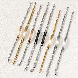 Pulseras <span class=keywords><strong>de</strong></span> Pareja <span class=keywords><strong>de</strong></span> Acero Inoxidable con Barra <span class=keywords><strong>de</strong></span> Letras 'Her King His Queen His Beauty Her Beast', Brazalete <span class=keywords><strong>de</strong></span> Cristal con Corona - Product Image 4