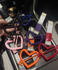 2024 JDM Cupido Flecha piercing Mango en forma de corazón correa de mano Nylon Tsurikawa anillo coche manija Correa advertencia anillo colgante - Product Image 3