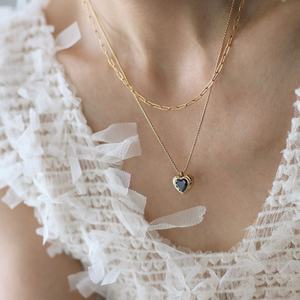 Collares de Joyería Fina con Corazón Chapado en Oro de 18k, Elegantes y Resistentes a la Decoloración, Collares con Colgante de Acero Inoxidable para Mujer - Product Image 2