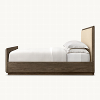 RH CIRO Cadre de lit capitonné en chêne massif traditionnel avec pied de lit, taille King, tissu beige, écologique et durable, pour chambre à coucher
