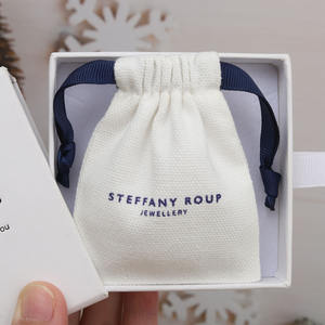 Pochette de rangement pour cadeau de bijoux en coton <span class=keywords><strong>Martin</strong></span> imprimé de logo personnalisé Sac à poussière d'emballage de bijoux en coton <span class=keywords><strong>Martin</strong></span> écologique avec cordon - Product Image 2