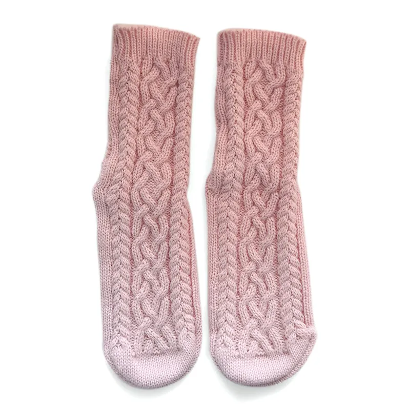 Chaussettes de sol antidérapantes tricotées roses unies à la mode avec des chaussettes de pantoufles adultes respirantes à semelle en caoutchouc