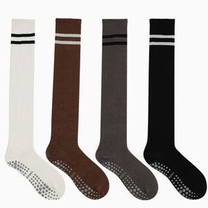 थोक नॉनस्लिप दो बार योग पाइलेट्स महिलाओं को दो बार एंटी-स्लिप ओवर-घुटने की ट्यूब स्ट्रिप मोज कस्टम लोगो - Product Image 5