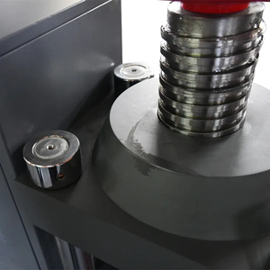 Machine utilisée pour le <span class=keywords><strong>test</strong></span> de résistance à la compression Appareil de <span class=keywords><strong>test</strong></span> de béton Compression entièrement automatique Prix de la machine d'essai de cube en béton - Product Image 6