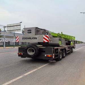 Grúa Móvil ZOOMLION ZTC500 de 50 Toneladas, Marca China, Pluma de 42m, Alta Eficiencia para Ingeniería de Construcción Portuaria - Product Image 5