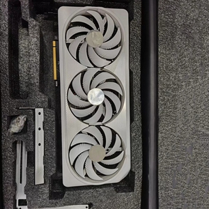 RTX4080 Used 16GB GDDR6X <b>White</b> Triple Fan Desktop <b>Graphics</b> <b>Card</b> For Design Gaming AI - Product Image 1