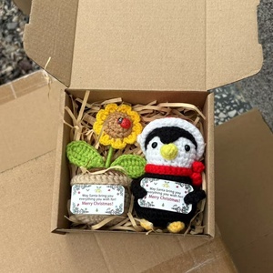 New Crocheted Santa Claus Doll Gift <b>Box</b> Featuring Handmade <b>Christmas</b> Bears, Snowmen, Penguins, and Gingerbread Men - Product Image 6
