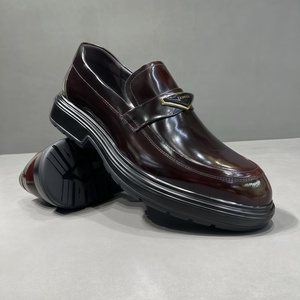 Zapatos de Cuero Genuino para <span class=keywords><strong>Hombre</strong></span>, Diseño de Lujo, Casuales de Negocios, Transpirables, Ligeros, con Suela Suave, Punta en Pico, Modernos, para Oficina y Carrera Profesional - Product Image 3
