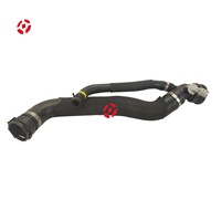 Tuyau de sortie de chauffage de corps d'accélérateur de voiture Tuyau de sortie de chauffage de corps d'accélérateur de voiture LR018275 Thermostat de liquide de refroidissement Tuyau d'eau LR018275