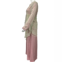 Ensemble 2 pièces modeste pour femme en polyester rose poudré, robe longue à manches longues et col en V, cardigan en dentelle vert sauge, tenue musulmane pour l'Aïd et les mariages