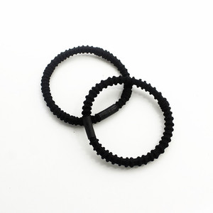 Set de Herramientas para Hacer Moños, Donuts para el Cabello de 3.5, 3 y 2.5 Pulgadas, con Pasadores y Banda Elástica para Peinados - Product Image 4