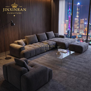 Divano Componibile a L di Lusso Personalizzato in Velluto Grigio Scuro con Lavorazione Bubble Tufted, Arredamento Moderno per Soggiorno, Hotel e Villa - Product Image 3
