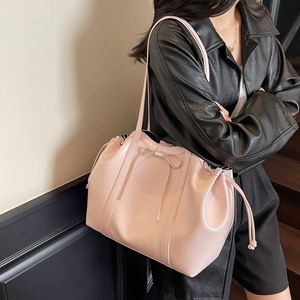 New Large Capacity PU Tote <b>Bags</b> Waterproof Lady's Shoulder <b>Bag</b> Durable Leather Handbags - Product Image 1