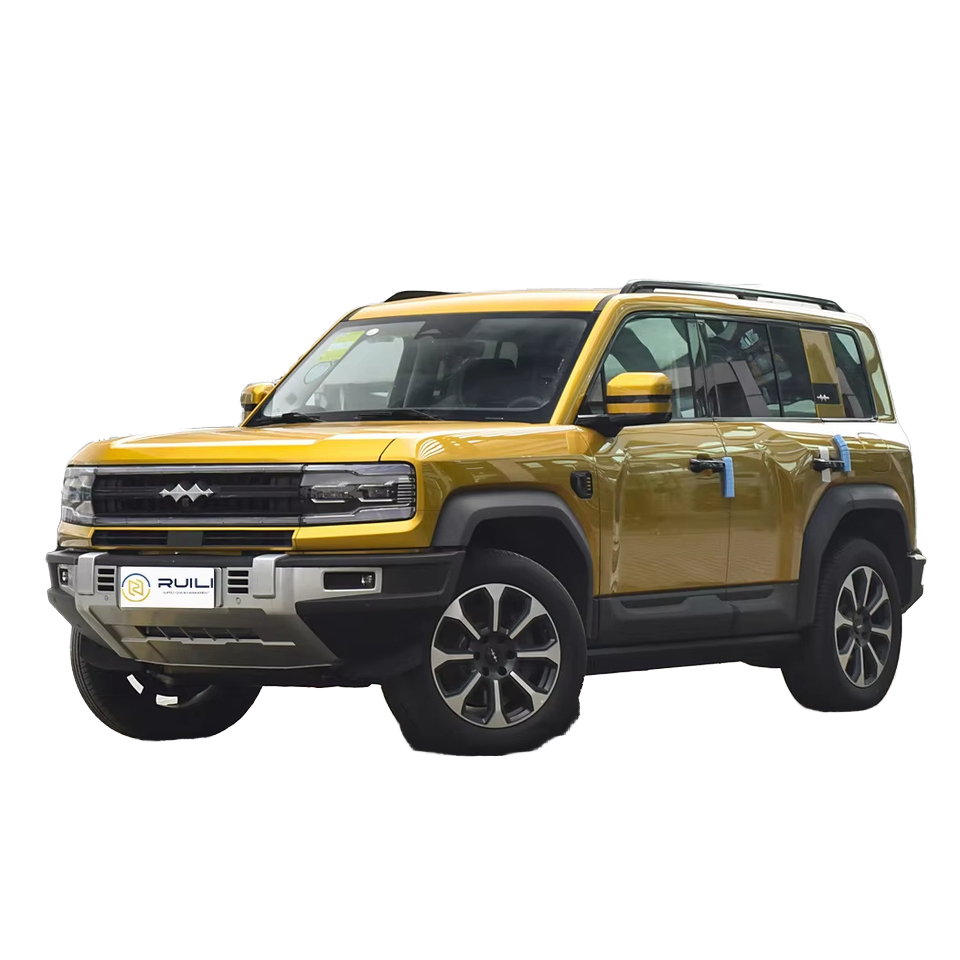 Bir teshikda uchta xoroz video