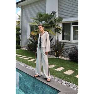 Conjunto de Lino Beige para Mujer, Manga Larga, Estilo Normcore Minimalista, Traje de Pantalón Transpirable para Uso Casual - Product Image 4