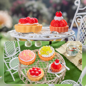 Coque de téléphone 3D DIY Accessoires de pince à cheveux Gâteau dessert aux fruits simulé avec colle à la crème Petits breloques en résine pour la rentrée des classes - Product Image 1