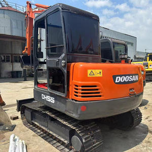 Excavatrice sur chenilles d'occasion Doosan DH55 2022, moteur Cummins, boîte de vitesses Kawasaki, moteur PLC, 5,5 tonnes - Product Image 6