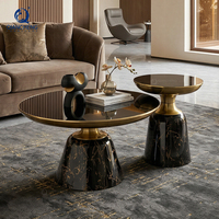 Italienisches Luxus-Beistelltisch-Set, Modern mit Schwarzer Gehärteter Glasplatte und Eisengestell, Couchtisch für Wohnzimmer, Fabrikfertigung