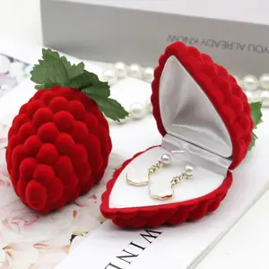 Hermosos joyeros pequeños de terciopelo con diseño de fruta flocada personalizados, embalaje de joyería pequeño elegante vendido en fábrica