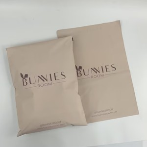 Sac d'expédition en polyéthylène personnalisé avec logo imprimé, auto-adhésif, pour l'emballage de vêtements - Product Image 5