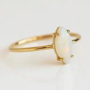 Minimalist Jewelry 925 Sterling Silver Simple Oval Shaped 4 Claw Opal Gold Plated Open Rings For Women