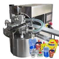 Machine automatique de remplissage et de bouchage pour liquides en sachets souples (1L, 2L, 3L, 4L) avec bec verseur pour gels douche, jus et sauce tomate