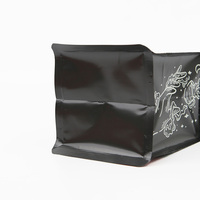 Emballage de sac de café torréfié à fermeture éclair noir de finition mate de 250g
