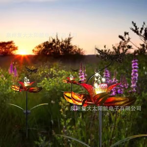 Lampes solaires de jardin en forme de fleur, lampe décorative LED d'extérieur, résistante à l'eau, autoportante - Product Image 1