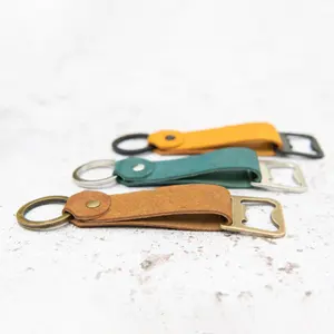 Portable PU Leather Beer Bottle Opener Keychain Personalized Custom Beverage Bottle Opener Fashion Wedding Party Favor Gifts