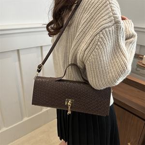 2026 Trendy Shoulder <strong>Bags</strong> for Women <strong>Cheap</strong> Sac Winter Woven Leather Lady's Messenger Purses Long Luxury Handbags for Women Daily - Product Image 3