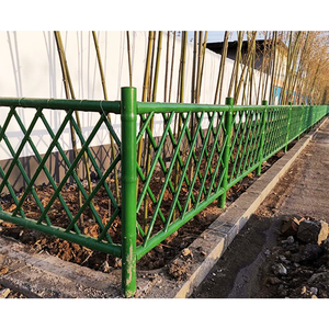 Paneles de valla de bambú artificial respetuosos con el medio ambiente SRX, puertas de entrada, marcos de metal de PVC inoxidable, <span class=keywords><strong>madera</strong></span> tratada a presión química - Product Image 2