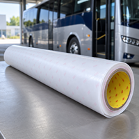 Film de protection en polyuréthane transparent 3M7070UV pour panneaux de bus, rampes d'escalier et kiosques